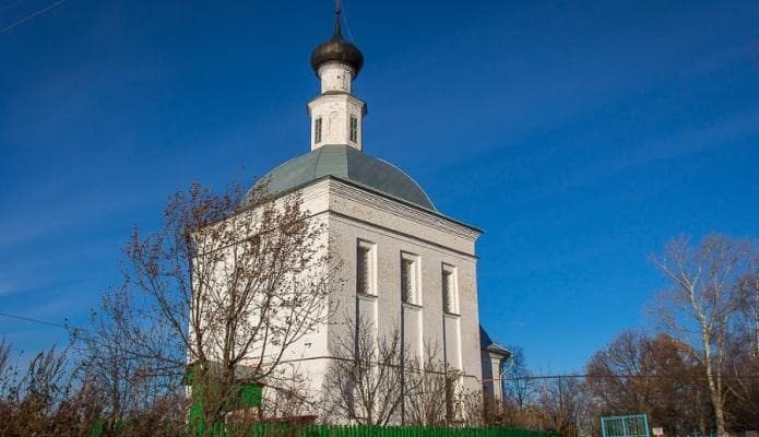 Храм Иоанна Предтечи в Павловском: главное фото